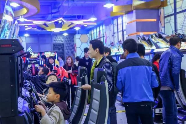 民樂園萬達大玩家電玩城 兒童免費暢玩！相約十點淘氣堡